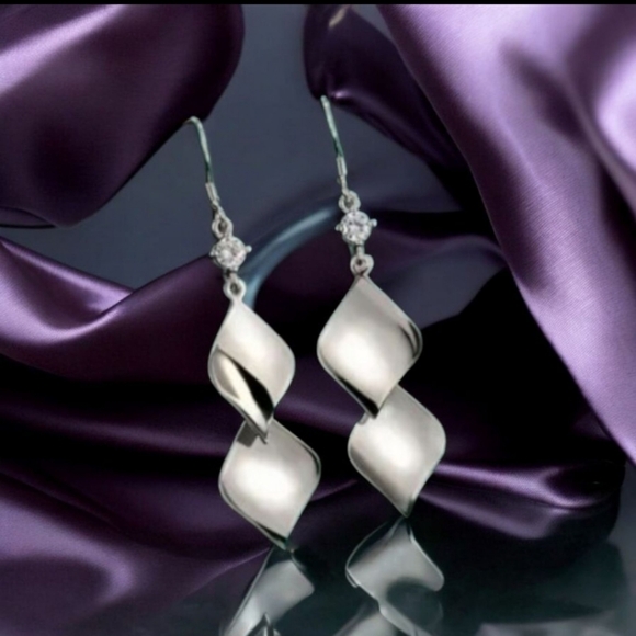 925 Silver Dangle Earrings - Picture 7 of 8